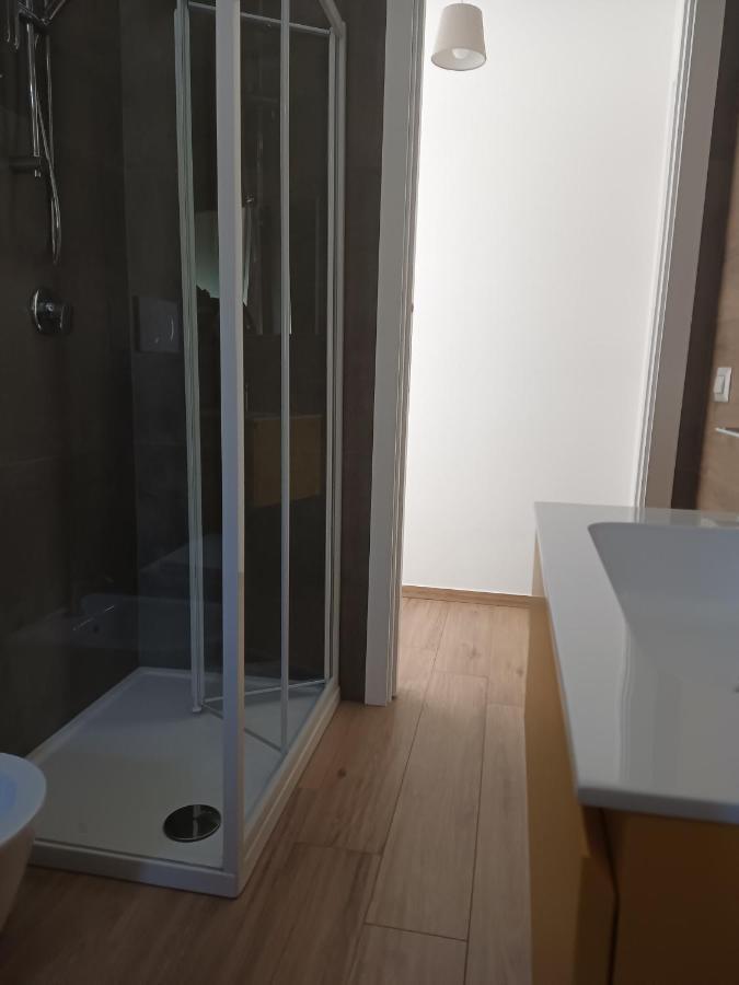 Casa Simone 2 Διαμέρισμα Κονβερσάνο Εξωτερικό φωτογραφία